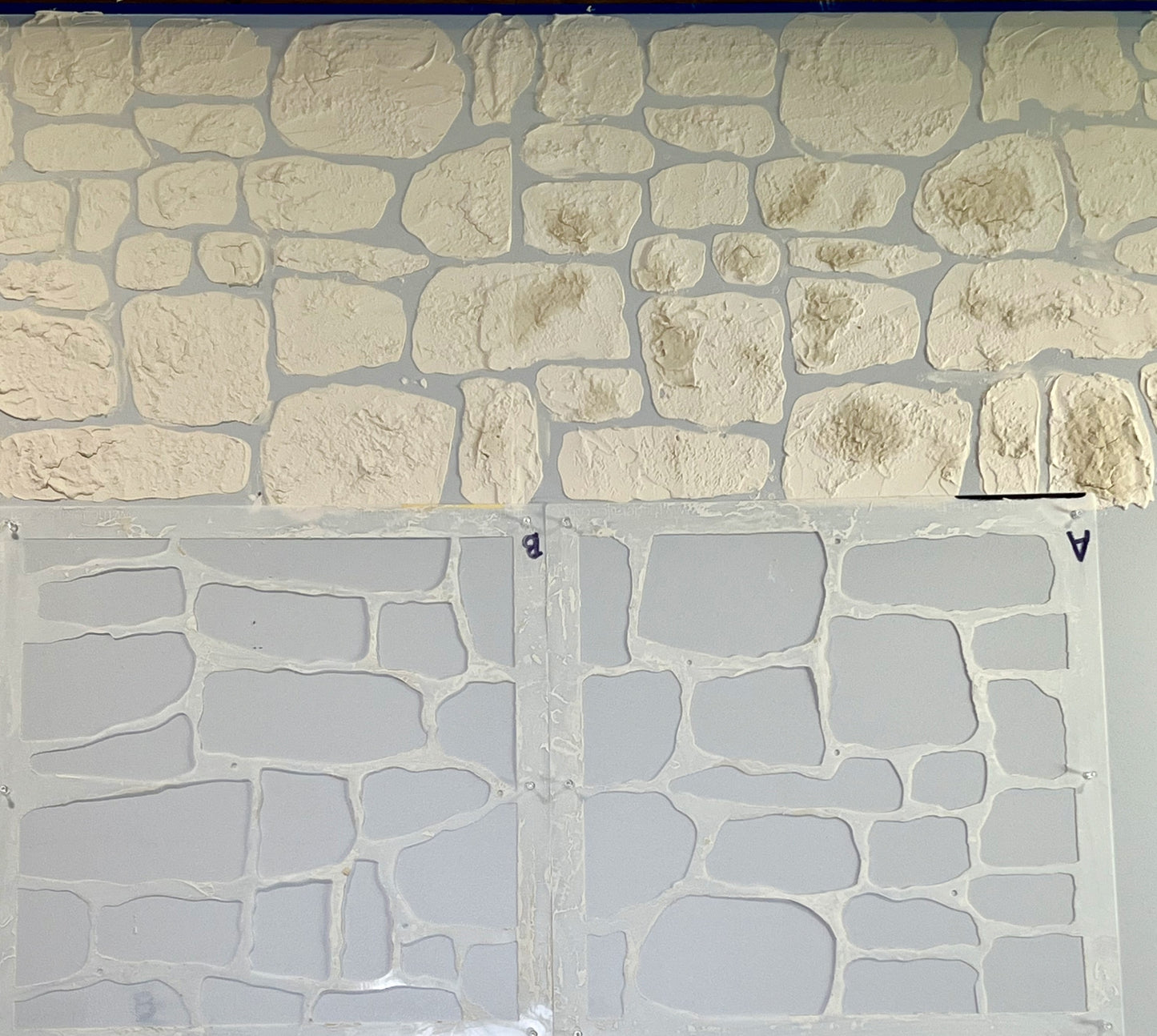 Stone stencil kit by The Detalles